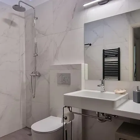 Kalliopi Paros * 安倍拉斯